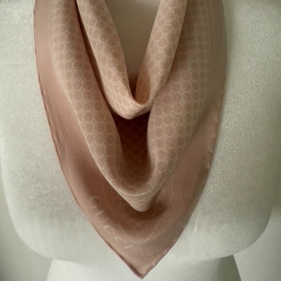 GUCCI Blush Colored Silk Scarf - Picture 9 of 10